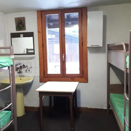 Le Chamoniard Volant Hostel