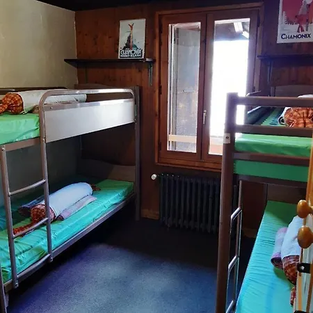 Хостел Le Chamoniard Volant Шамони