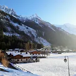 Le Chamoniard Volant * Chamonix
