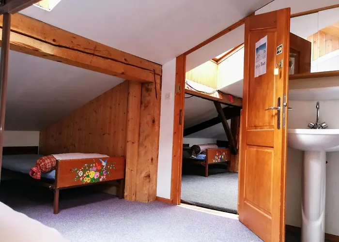 Hostal Le Chamoniard Volant *